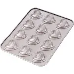 CHEFMADE Madeleine Mold Cake Pan, 12-Cavity Non-Stick Heart-shaped Shello Madeline Bakeware for Oven Baking (Champagne Gold)