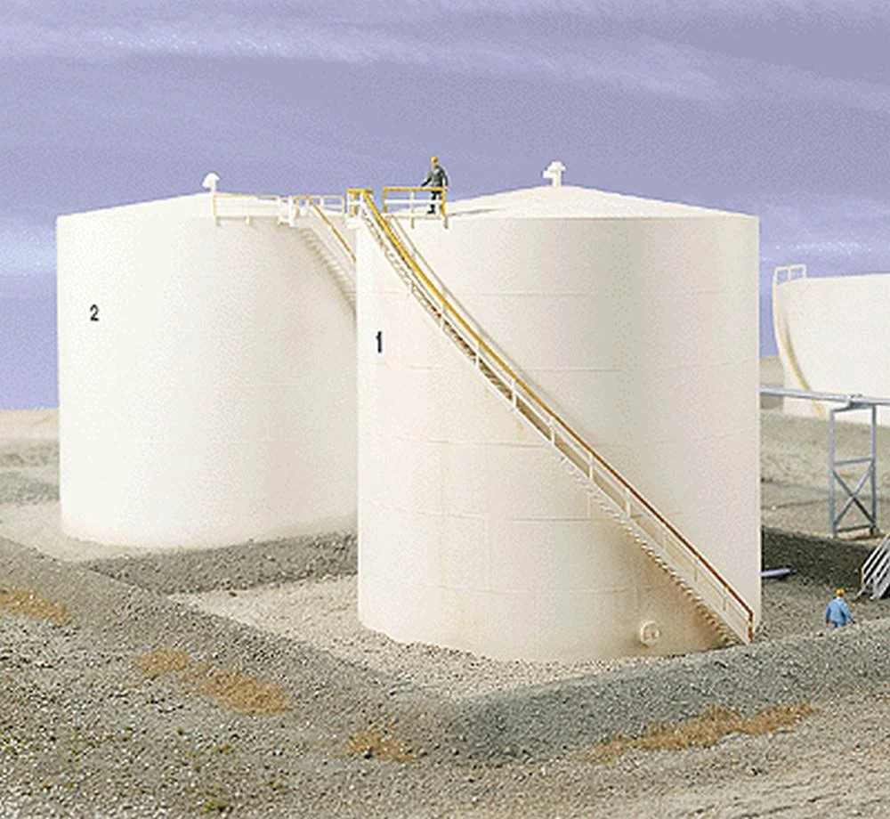 Walthers # 3168 Tall Oil Storage Tank w/Berm Kit - Tank  HO  MIB