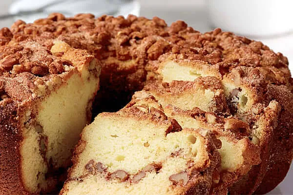 Traditional Cinnamon Walnut Coffee Cake - Cinnamon Streusel and Chopped Walnuts Toppings - Delicious Recipe of Coffee Cakes for Special Occasions - 1.75 Pounds