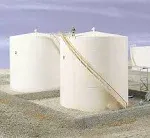 Walthers Cornerstone HO Scale Tall Oil Storage Tank Kit with Berm, 8, Grey