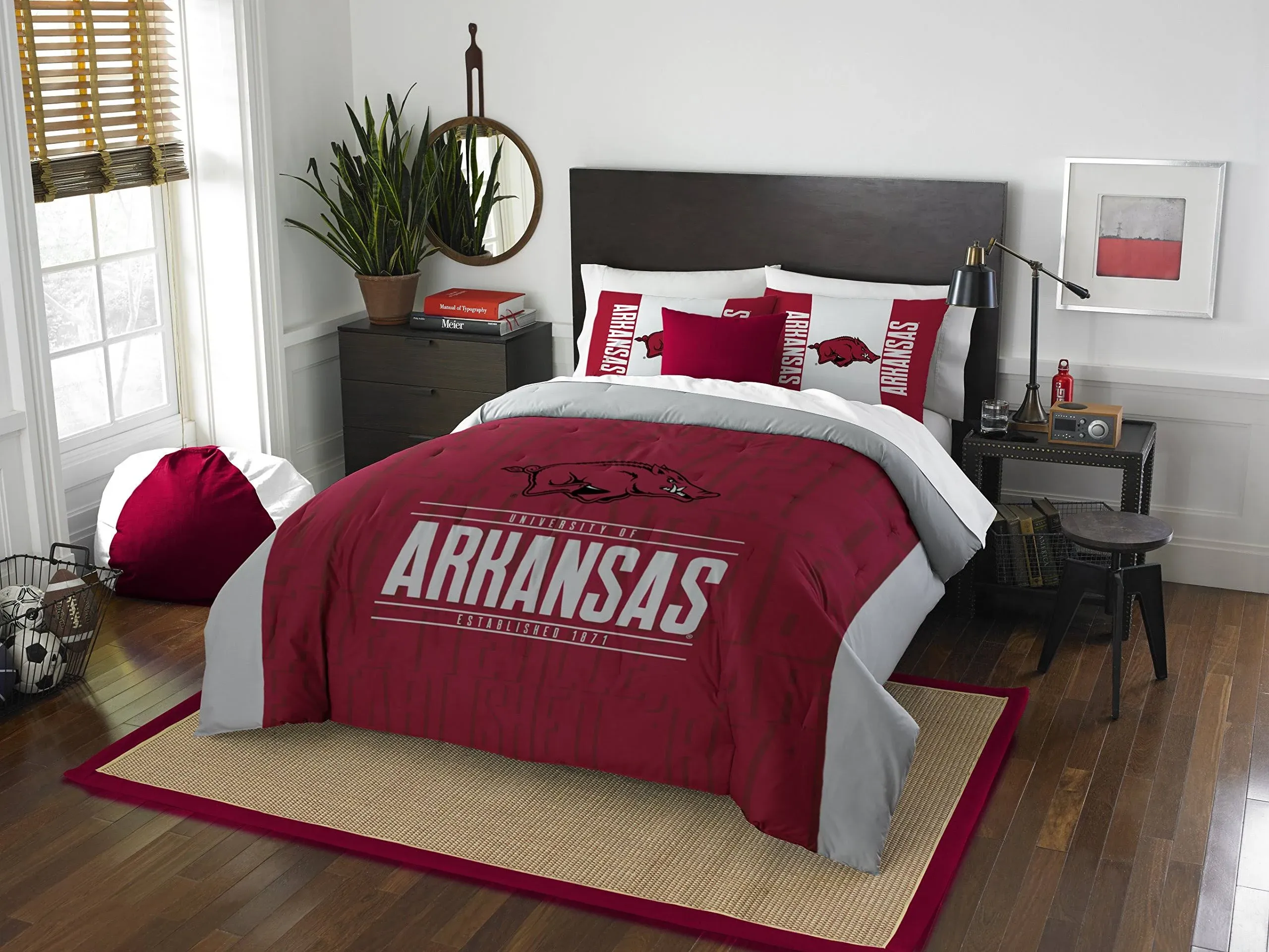 Arkansas Razorbacks Modern Take Queen Comforter Set