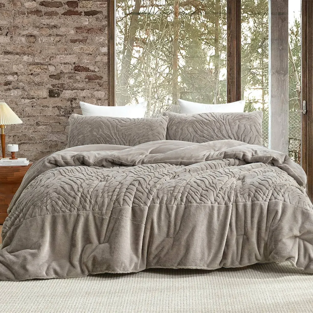 Coma-holic Coma Inducer Oversized Comforter