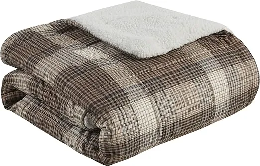 Woolrich Oversized Reversible Throw Blankets Premium Diamond Quilting, Cabin Lifestyle, Soft, Cozy Spun with Sherpa Reverse Cover for Couch, Bed and Office, 50x70, Lumberjack Brown