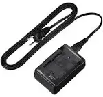 Nikon MH-18a Quick Battery Charger for the EN-EL3e Battery compatible with Nikon D80, D200, D300 and D700 Digital SLR Cameras