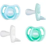 Tommee Tippee Ultra-Light Silicone Pacifier, Symmetrical One-Piece Design, BPA-Free Silicone Binkies, 6-18m, 4-Count