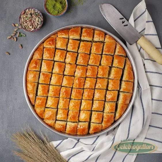 Celebiogullari Antep Pistachio Baklava with Less Syrup - Dry Baklava with Natural Ingredients -1000g