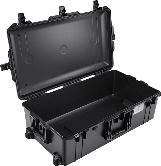 Pelican Air 1615 Case No Foam, Black, 1 Unit