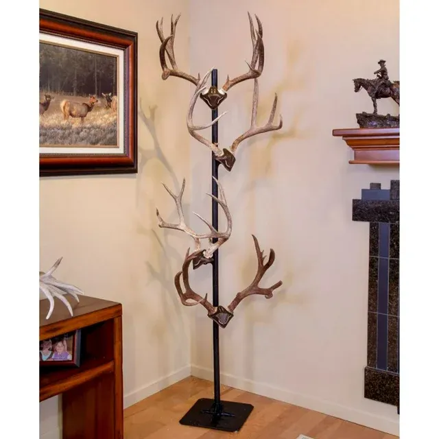 Skull Hooker Trophy Tree