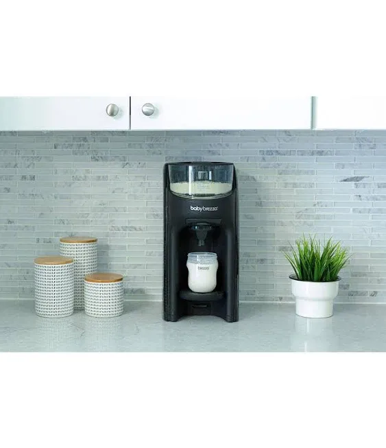 Baby Brezza Formula Pro Advanced Formula Dispenser Machine