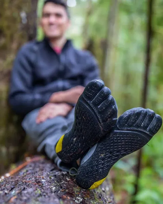 Men's 3T Barefoot Max Water Shoes - Black/Yellow