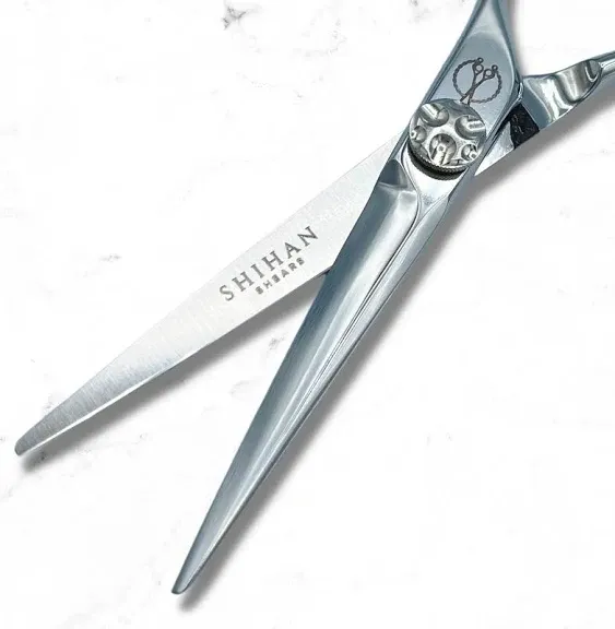 5.5 Inch Hair Cutting Shears Sensei