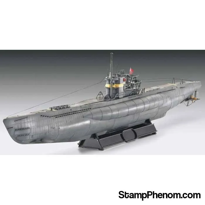 Revell of Germany U-Boat Typ VIIC/41 Plastic Model Kit