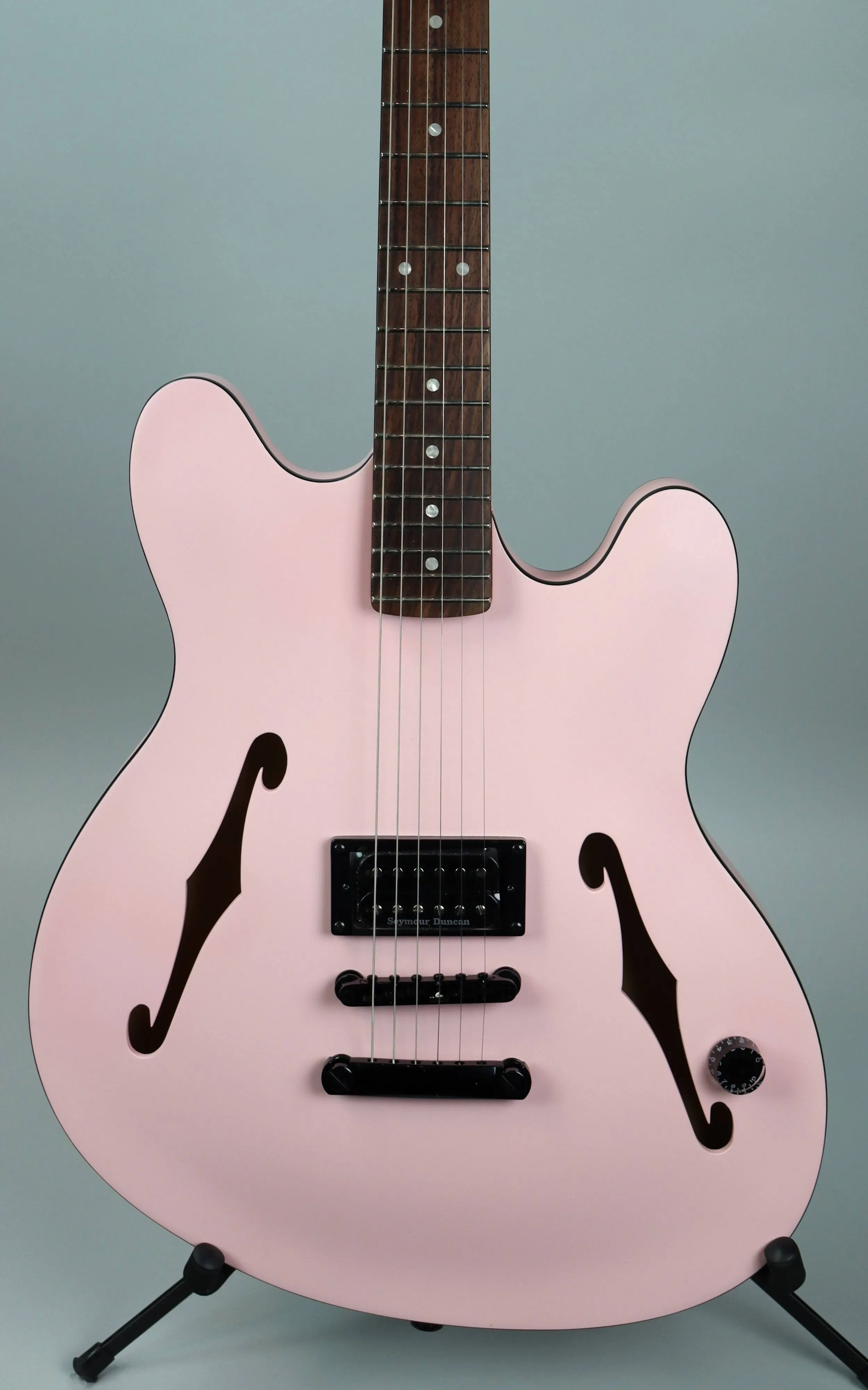 Fender Tom DeLonge Starcaster 6-String Electric Guitar Satin Shell Pink