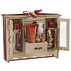 Bath and Body Gift Basket For Women and Men – 6 Piece Set of French Vanilla Bath & Body Collection Gift Curio, Includes Shower Gel, Bubble Bath, Body Lotion & More - Appreciation Gift Ideas