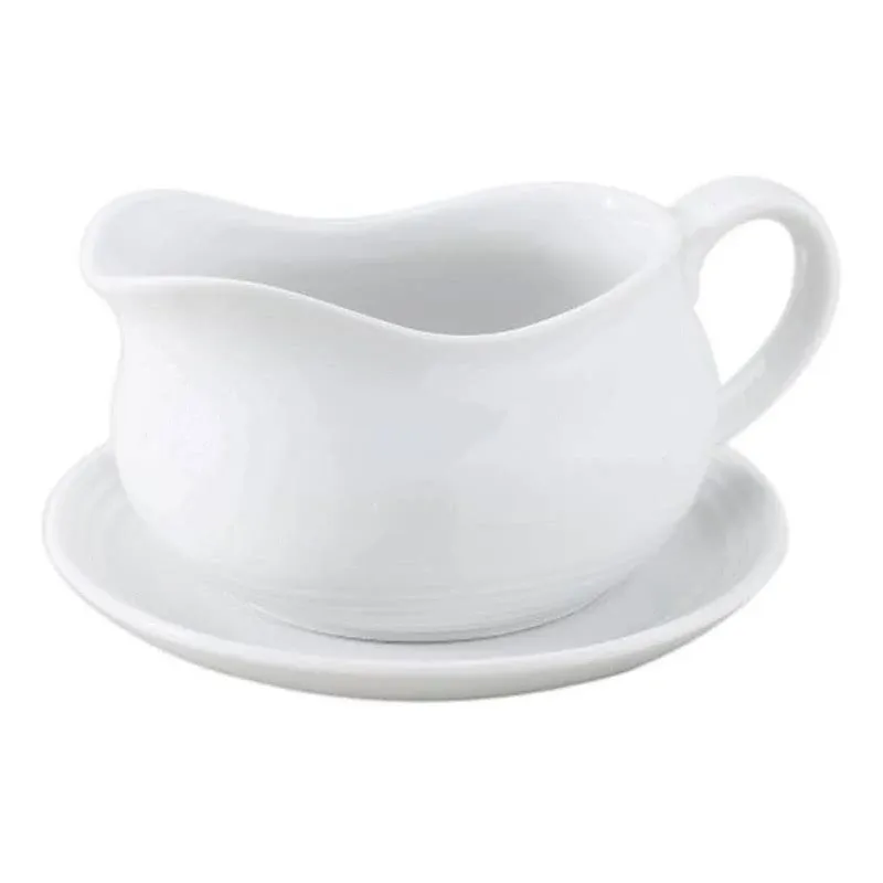 Porcelain gravy boat and dish