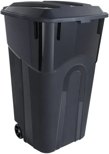 United Solutions 32 Gallon Wheeled Trash Can