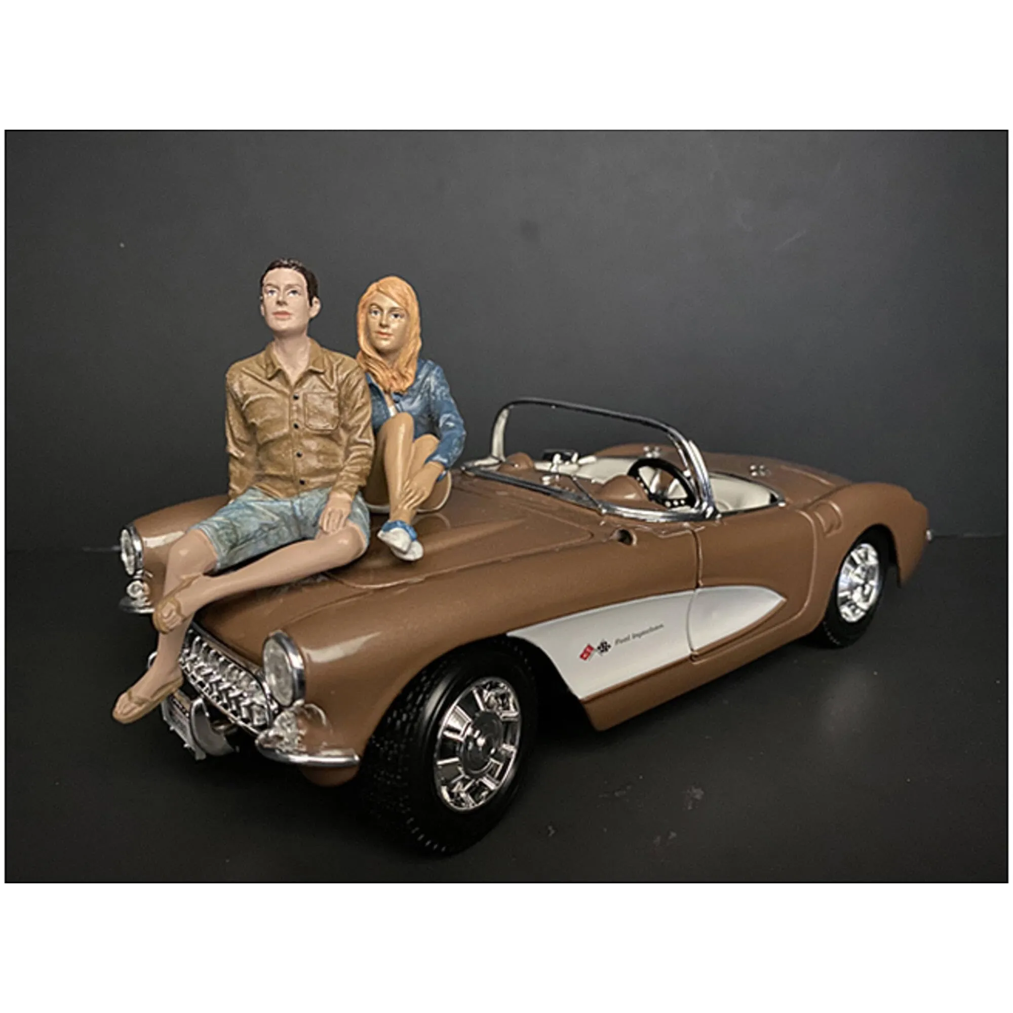 American Diorama Seated Couple Release III, 2 Piece Figurine Set for 1/18 Scale Models