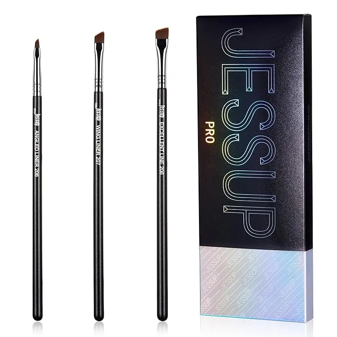 Jessup Angled Eyeliner Brush Set