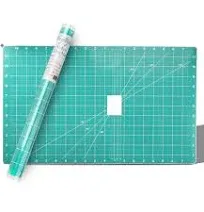 Free Motion Quilting Slider Mat with Tacky Back 12’’ x 20’’, Green 