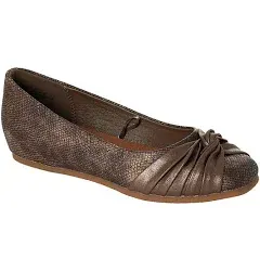 Baretraps Women's Chainey Flats