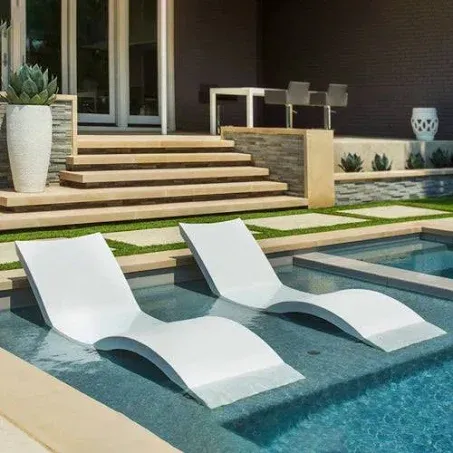 Ledge Lounger Signature Chaise