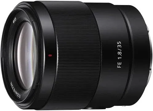 Sony FE 35mm f/1.8 Lens Bundle