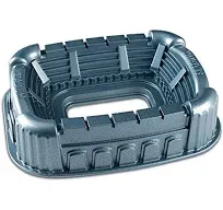 Nordic Ware 9 Cup Nonstick Stadium Bundt Cake Pan