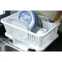 Basicwise Plastic Dish Rack with Drain Board and Utensil Cup