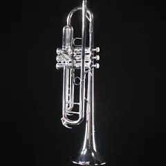 Yamaha YTR-8335IIS Xeno Professional Trumpet Silver-Plated