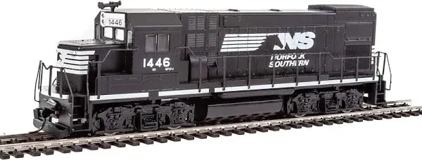 Walthers EMD GP15-1 Standard DC