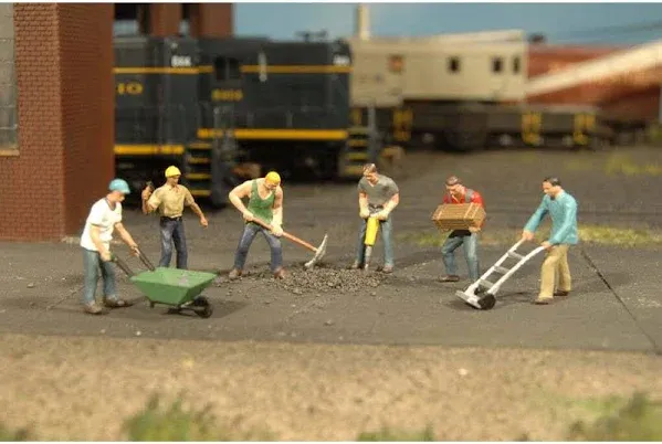 Bachmann Construction Workers