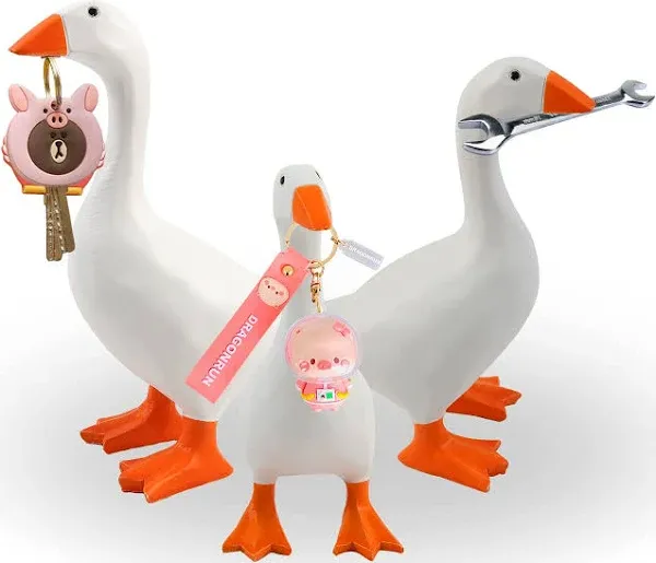 Magnetic Goose Statue Cute Key Holder 1 Pack Home Decoration Hanging Rack Table Desk Sculpture Funny Bedroom Decor Housewarming Gift