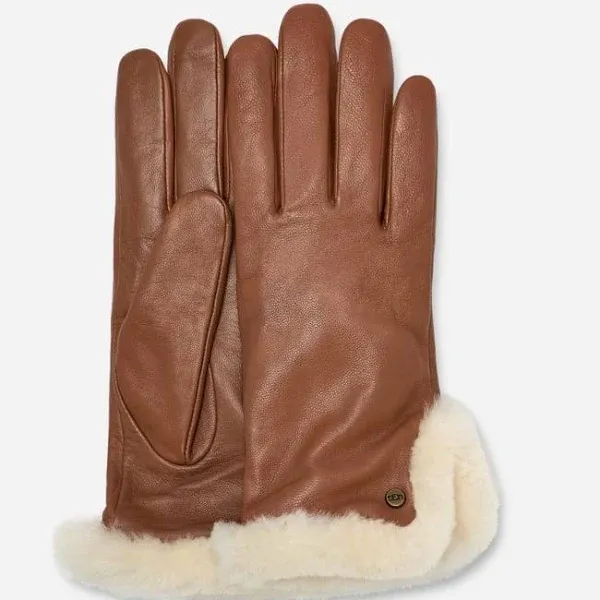 Leather UGG women&#x27;s gloves size Medium