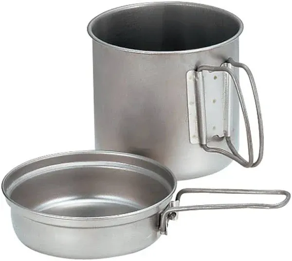 Snow Peak Titanium Trek SCS-008T Pot Capacity: 900ml Lid Capacity: 250ml