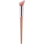 Fenty Beauty Cheek-Hugging Highlight Brush 120, by Rihanna