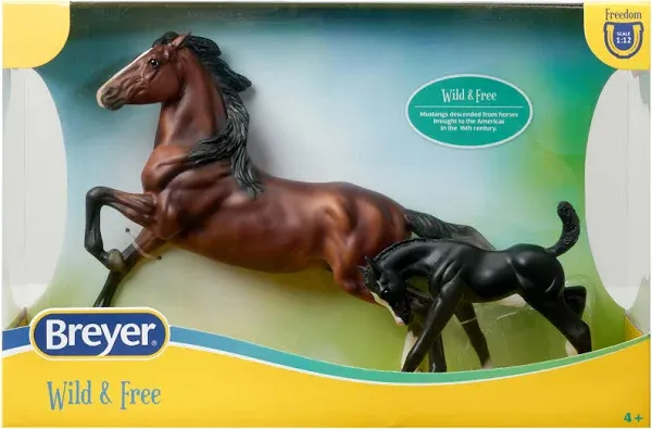 Breyer  Horse Mustang Wild &amp; Free - Mare &amp; foal 1:12 Scale NEW! Boxed Set!