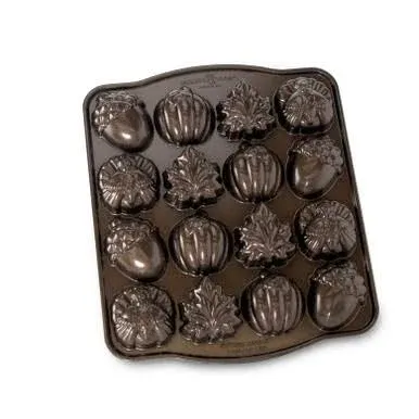 Nordic Ware Autumn Cakelet Pan, 3-Cup, Bronze