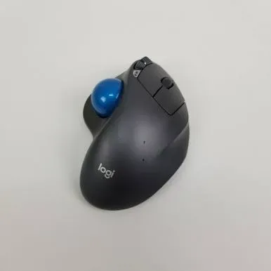 Logitech M570 Wireless Trackball Mouse