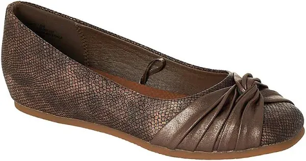 Baretraps Women's Chainey Flats