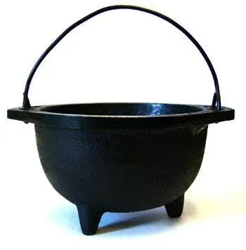 Cast Iron Cauldron - 6"