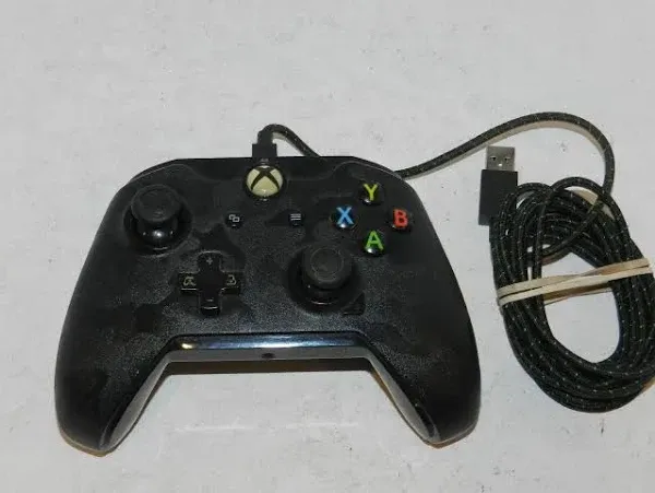 PDP Wired Controller for Xbox One &amp; PC - Camo