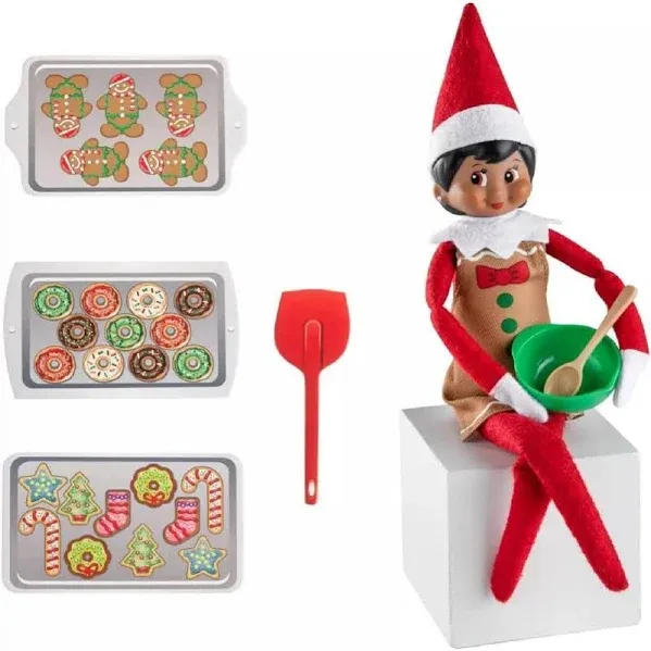 The Elf on The Shelf Itty Bitty Baker Outfit - 7 Piece Claus Couture Exclusive 2019 Holiday Outfit - Baking Sheets, Spoon, and Apron Included - Christmas Cookie Baking Set for Both Boy and Girl Elves