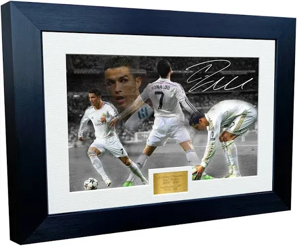 Kitbags & Lockers Christiano Ronaldo Real Madrid Celebration Autographed Photo