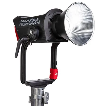 Aputure LS 600d Daylight LED Light (V-Mount)