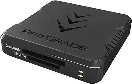 ProGrade Digital CFexpress Type B & UHS-II SDXC Dual-Slot USB 3.2 Gen 2 Card Reader