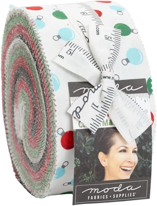 Moda HOLIDAY ESSENTIALS CHRISTMAS 40 2.5&#034; Quilt Fabric Strips 20740JR Jelly Roll