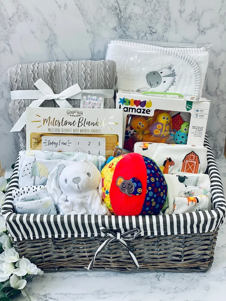 Unisex New Baby Luxury Gift Hamper| Unisex New Baby Gift| Mum To Be Gift| Baby Shower Gift| New Parents Gift |Unisex Baby Hamper|Baby Basket