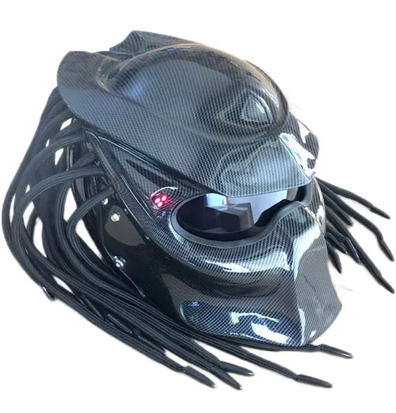 Full Face Motorcycle Predator Helmet\r