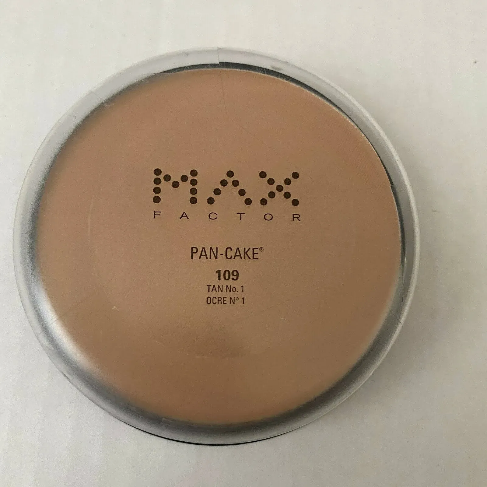 MAX FACTOR PAN-CAKE MAKEUP / FOUNDATION #109 Tan No. 1 - BRAND NEW (1 PANCAKE)