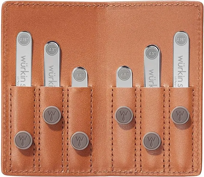 Power Stays Magnetic Leather Travel Set